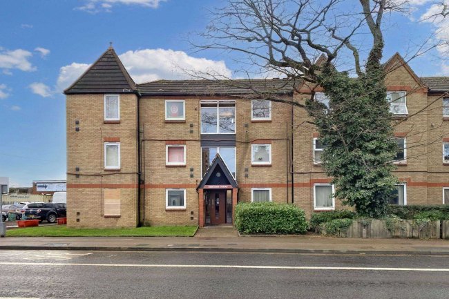 1 Osbourne Court, Ampthill Road, Bedford, MK42 9JE 3