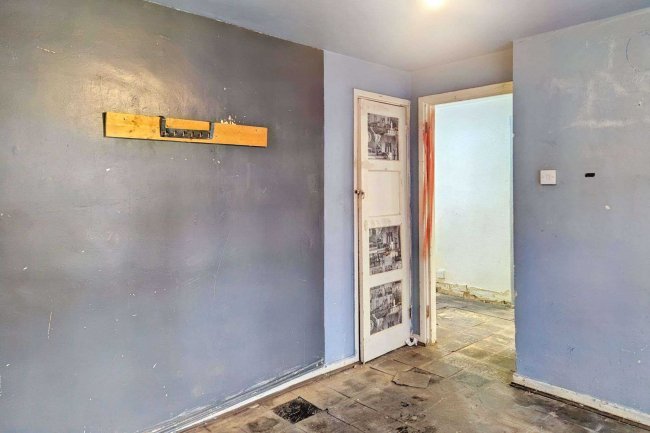 21 Nimmo Drive, Bushey Heath, WD23 4GA 7