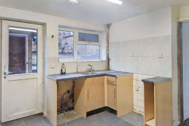 21 Nimmo Drive, Bushey Heath, WD23 4GA 7