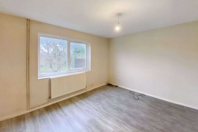 14 Burnet, Stantonbury, Milton Keynes, MK14 6AJ 10