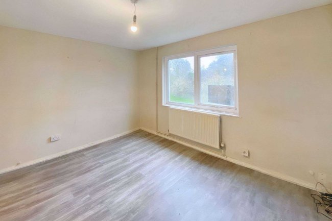 14 Burnet, Stantonbury, Milton Keynes, MK14 6AJ 10