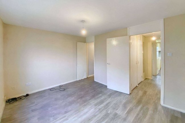 14 Burnet, Stantonbury, Milton Keynes, MK14 6AJ 10