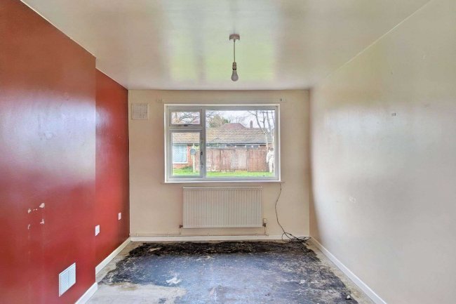 12 Heatherden Green, Iver Heath, Iver, SL0 0PZ 10