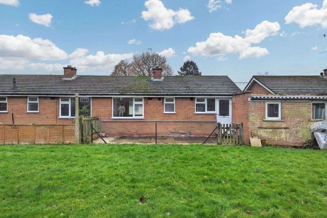 12 Heatherden Green, Iver Heath, Iver, SL0 0PZ 10