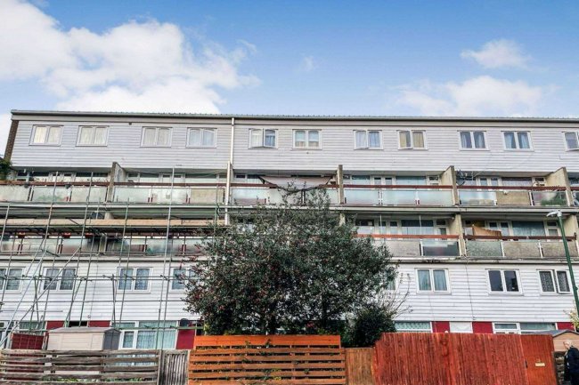 Flat 57 Clevedon House, 29 Cressingham Grove, Sutton, SM1 4DR 6