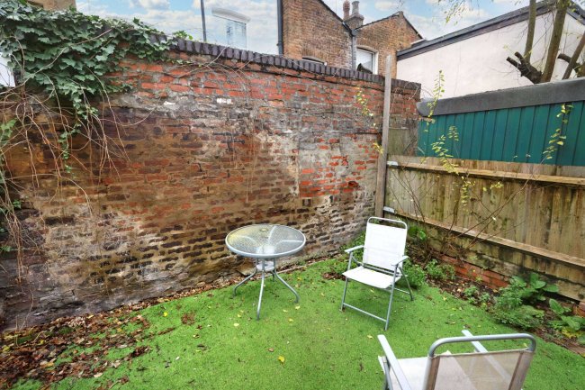 141A Rucklidge Avenue, Harlesden, London, NW10 4QB 6