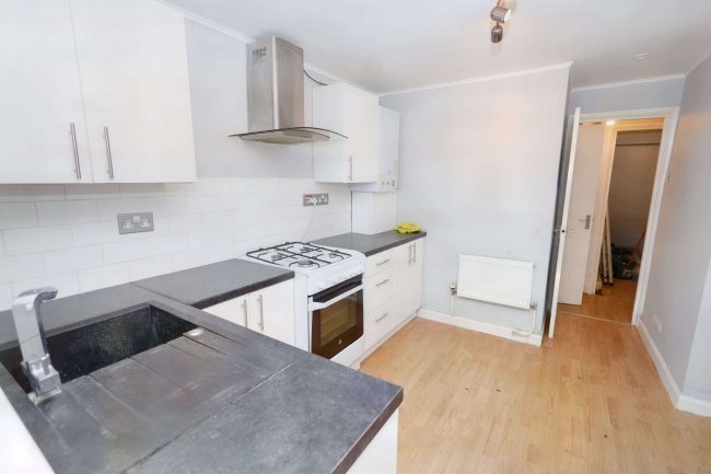 141A Rucklidge Avenue, Harlesden, London, NW10 4QB 6