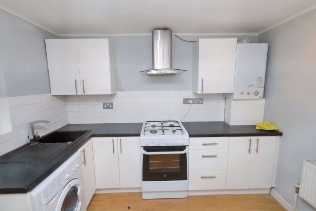 141A Rucklidge Avenue, Harlesden, London, NW10 4QB 6