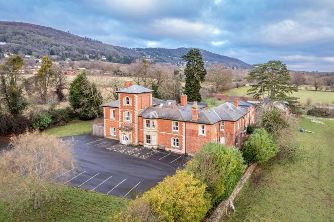 Abbey House, 49 Hanley Road, Malvern Wells, WR14 4HZ 10