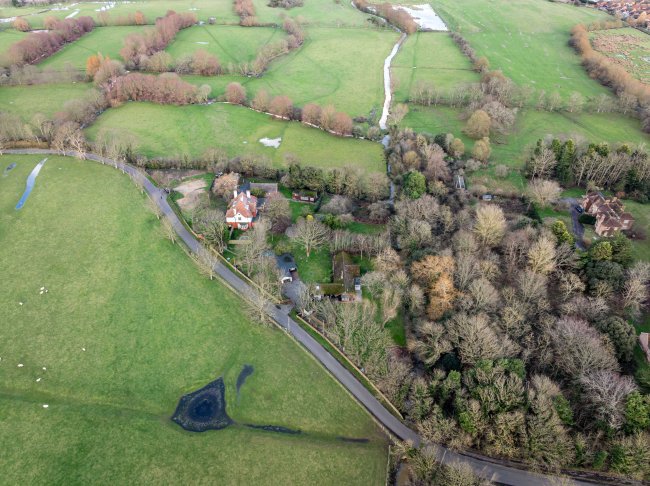 Peacock House and Fieldside View (Bungalow Lydd), Dennes Lane, Lydd, Kent TN29 9PU 5