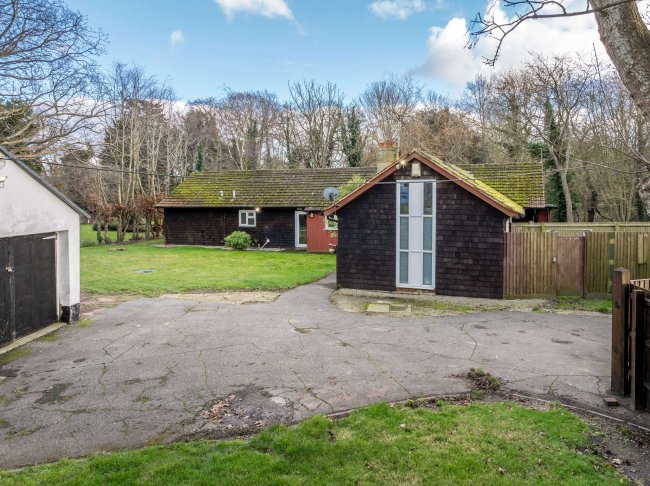 Peacock House and Fieldside View (Bungalow Lydd), Dennes Lane, Lydd, Kent TN29 9PU 5