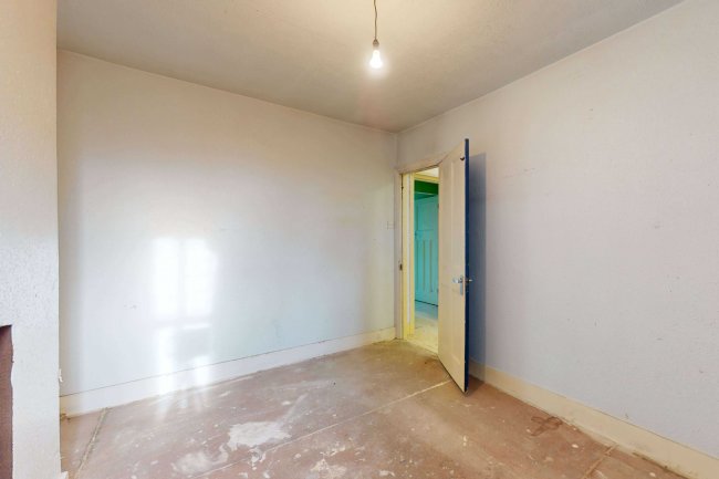 First Floor Flat, 735 Uxbridge Road, Hayes UB4 8HX 2