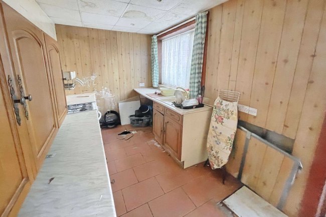 44 Johnson Road, Blackpool, FY4 4DD 10