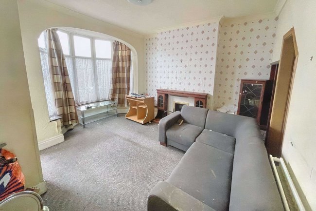 44 Johnson Road, Blackpool, FY4 4DD 10