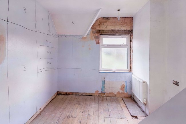 2 Hibbert Road, Mansfield, NG18 2LY 6