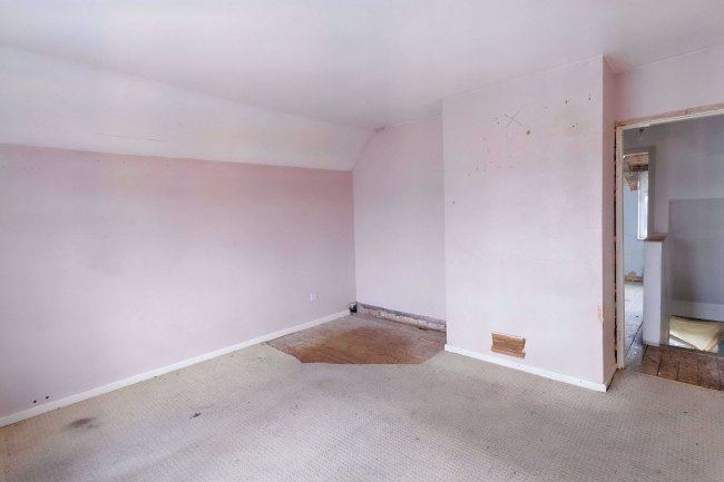 2 Hibbert Road, Mansfield, NG18 2LY 6