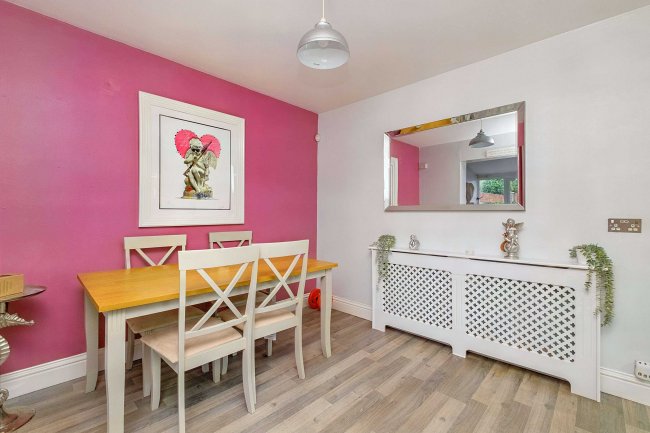 1 Rowan Close, Camberley, Surrey, GU15 4DD 3