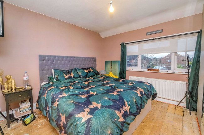 1 Rowan Close, Camberley, Surrey, GU15 4DD 3