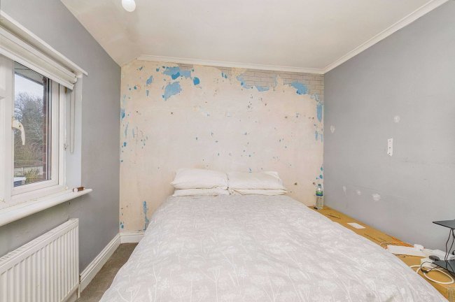 1 Rowan Close, Camberley, Surrey, GU15 4DD 3