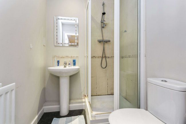 Flat 8, 18 Ludlow Road, Maidenhead, Berkshire, SL6 2EG 8