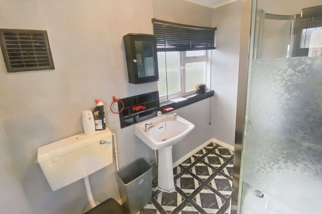 17 Hawthorn Road, Mountsorrel, Loughborough, Leicestershire, LE12 7JL 3