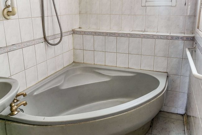 9 Temsford Close, North Harrow, HA2 6LB 3