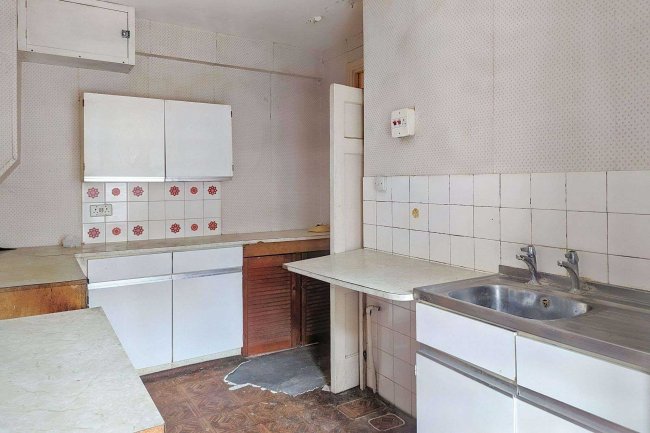 8 Astoria Mansions, Streatham High Road, Streatham, London, SW16 1PS 8