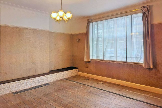 8 Astoria Mansions, Streatham High Road, Streatham, London, SW16 1PS 8