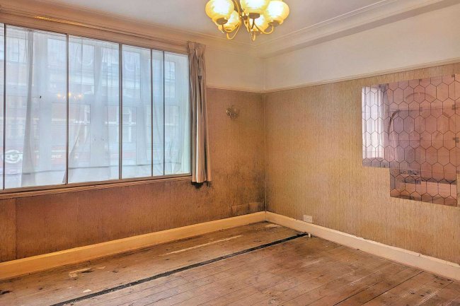 8 Astoria Mansions, Streatham High Road, Streatham, London, SW16 1PS 8