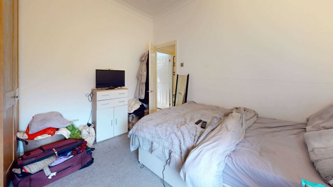 24A Bensham Grove, Thornton Heath, Croydon CR7 8DA 4