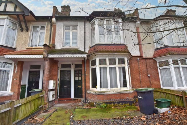 154 Brownhill Road, Catford, London, SE6 2DJ 8