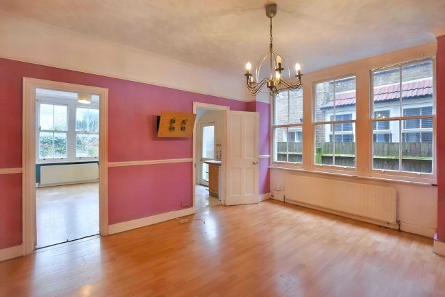 154 Brownhill Road, Catford, London, SE6 2DJ 8