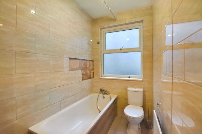 154 Brownhill Road, Catford, London, SE6 2DJ 8