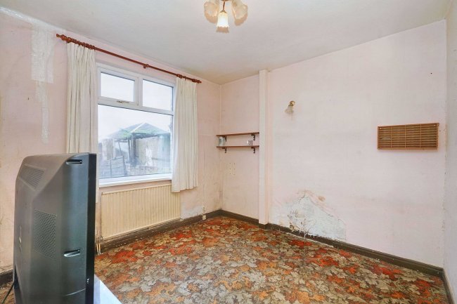 53 Marsden Road, Blackpool, FY4 3BY 1