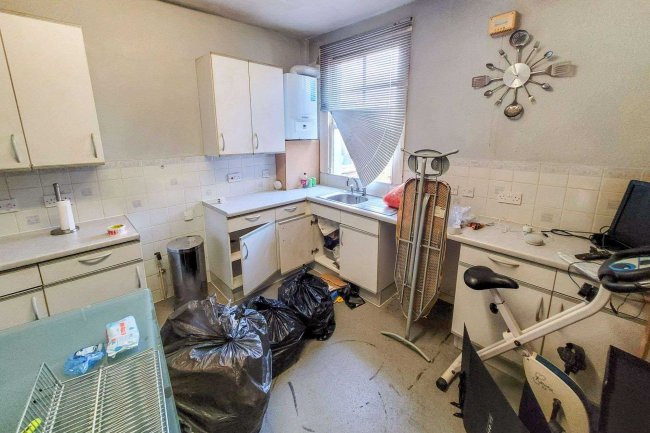 Flats A & B, 33 Harley Road, Harlesden, London, NW10 8BA 8