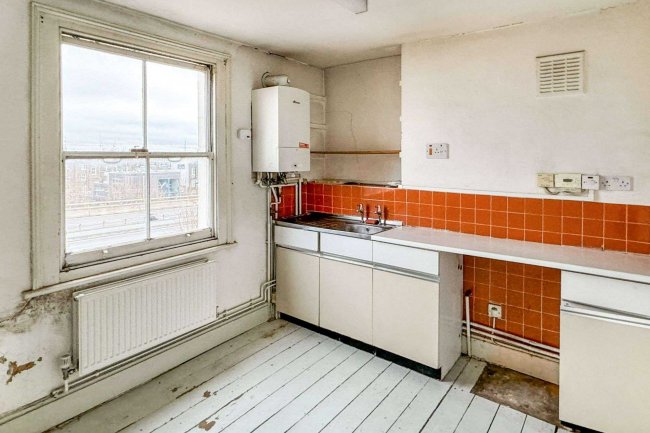 39E Cambridge Gardens, Ladbroke Grove, London, W10 5UA 2