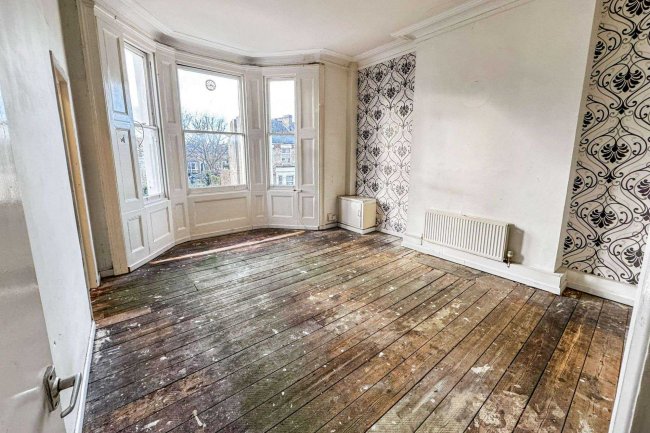 43B St Stephens Avenue, Shepherds Bush, London, W12 8JB 7