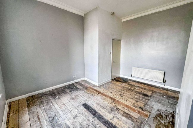 43B St Stephens Avenue, Shepherds Bush, London, W12 8JB 7