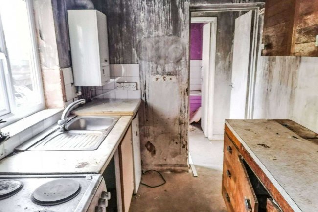 69 Cardiff Road, Watford, Hertfordshire, WD18 0DS 4