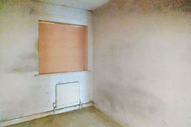 21 Haywards Close, Romford, Essex, RM6 4FQ 6