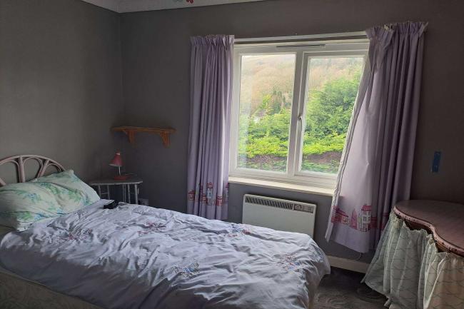 Meadow House, Broadway, Laugharne SA33 4NS 2