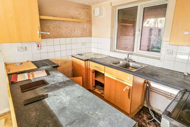 Flat 11 Atholl Court & Garden, Kingsway Gardens, Andover, SP10 4BB 7