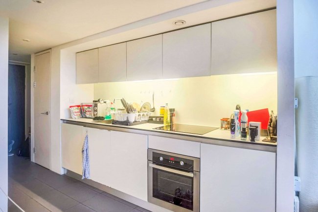 Apartment 318, Lakeshore, Lake Shore Drive, Bristol, BS13 7BD 9