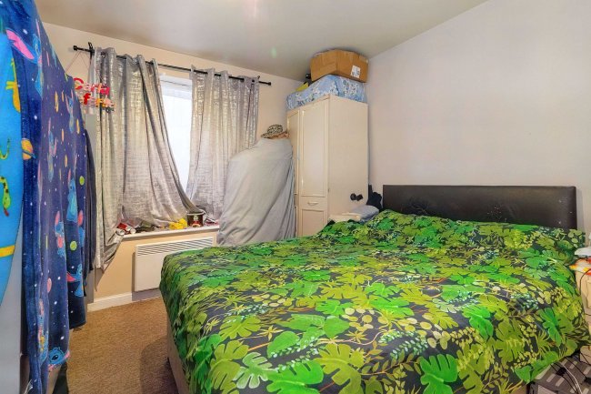 23B Wellspring Crescent, Wembley, HA9 9UB 10