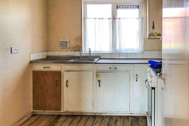 63 Pennine Gardens, Barrow-in-Furness, LA14 5BS 2