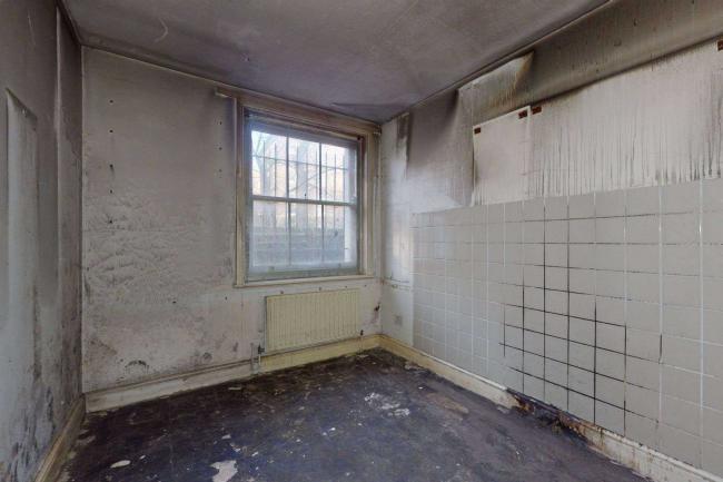 Flat A, 42 Oxford Road, Kilburn, London, NW6 5SL 1