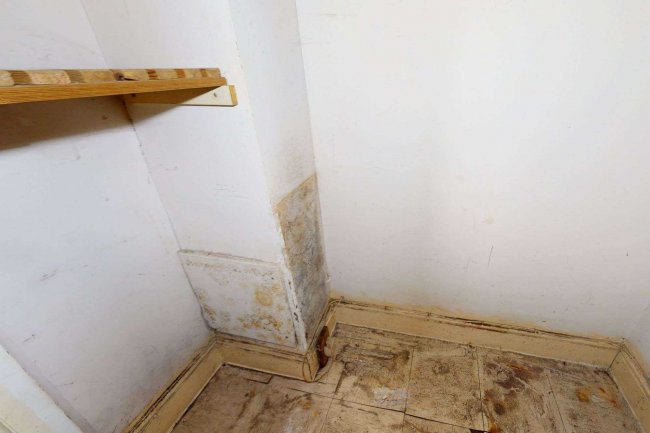 Flat A, 42 Oxford Road, Kilburn, London, NW6 5SL 1