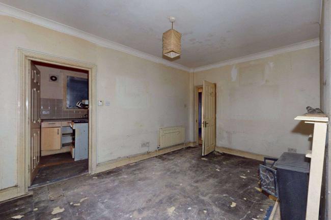 Flat A, 42 Oxford Road, Kilburn, London, NW6 5SL 1