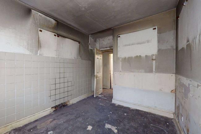 Flat A, 42 Oxford Road, Kilburn, London, NW6 5SL 1