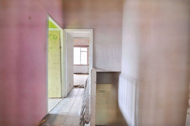 2 Meadowside, Puller Road, Barnet, Hertfordshire, EN5 4HB 9